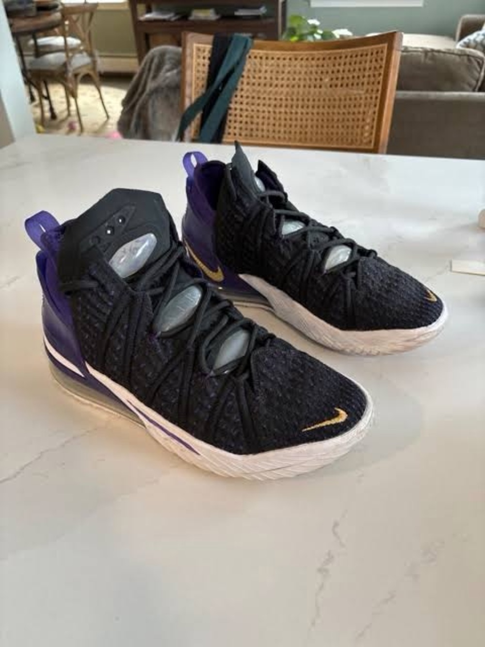 Nike Black and Purple LeBron James 18 Lakers, CQ9283-004